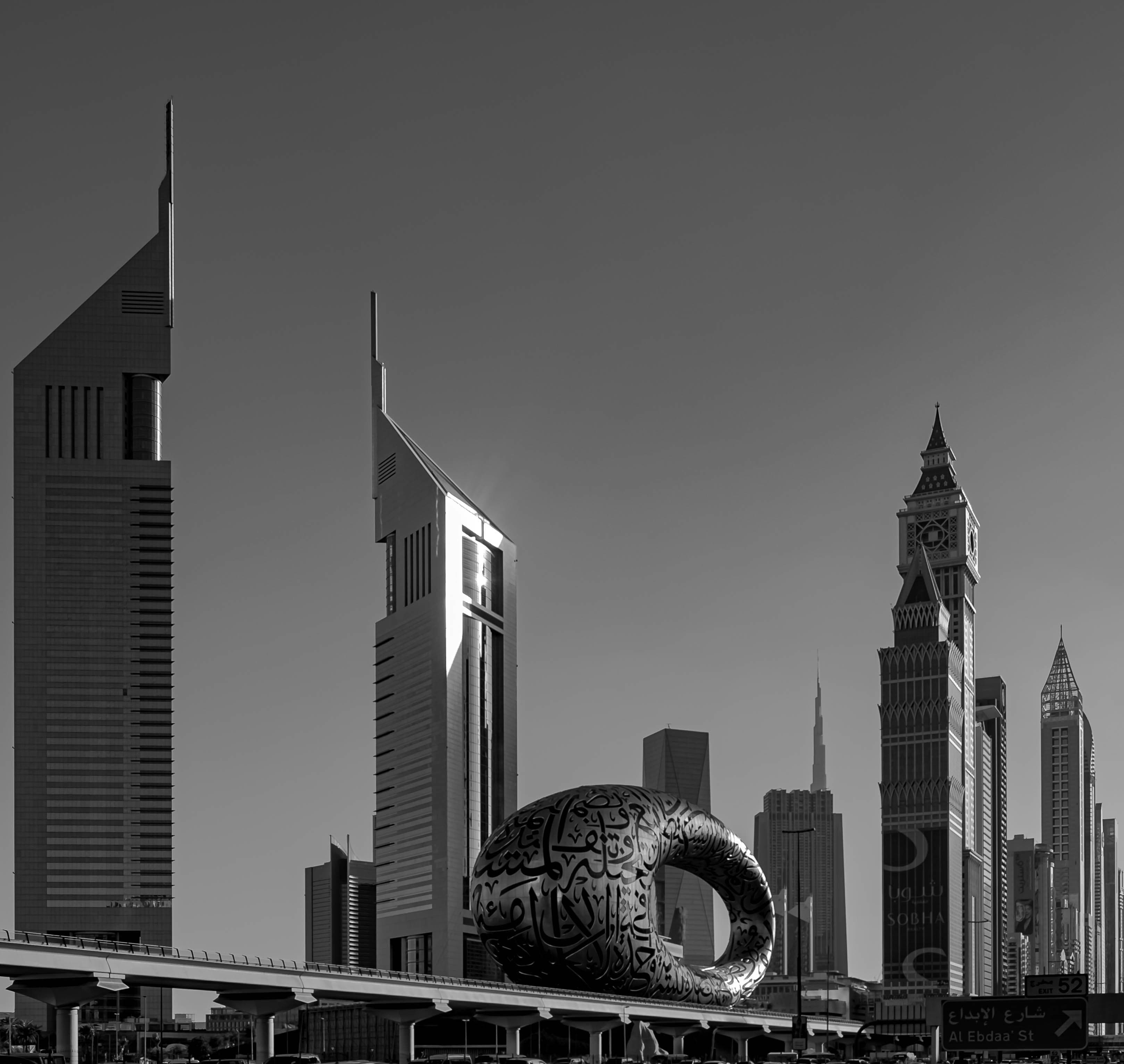 How Global Family Offices Should Structure UAE Real Estate Portfolios in 2025